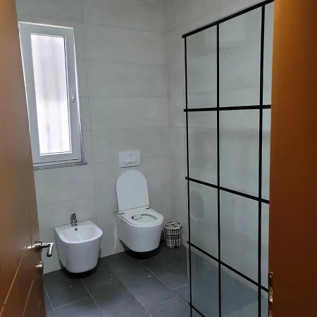 Quiet And Relaxing Apartment Durres
